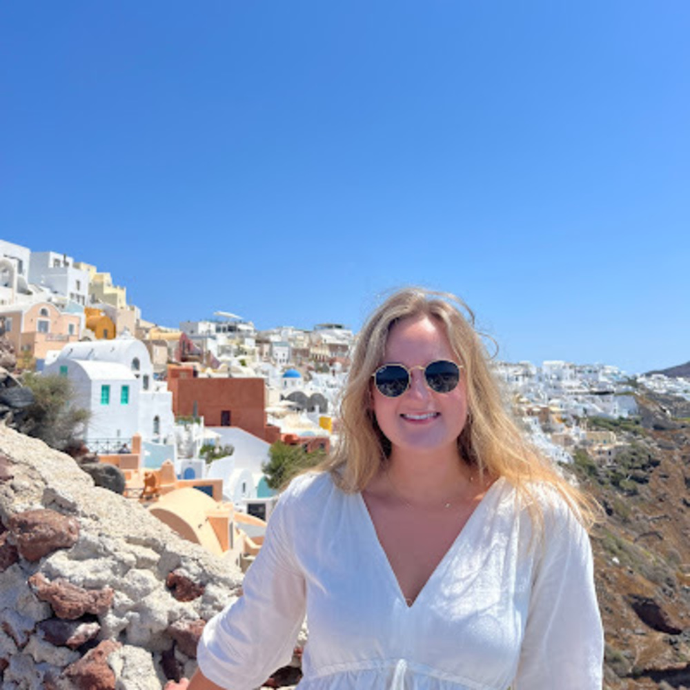 Meet your Posher, Lily